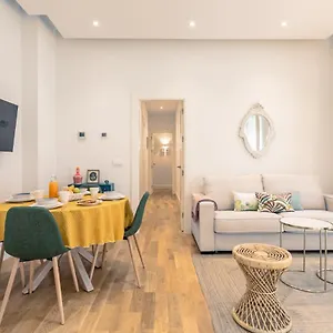 Magno Casa Del Correo Mayor Ii Apartment