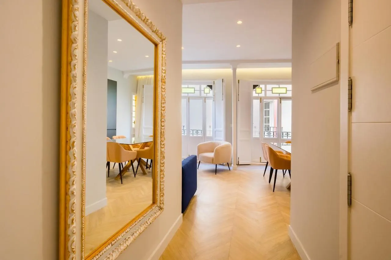 Elegant Apartment - 2 Bd 1 Bth - Center Sevilla
