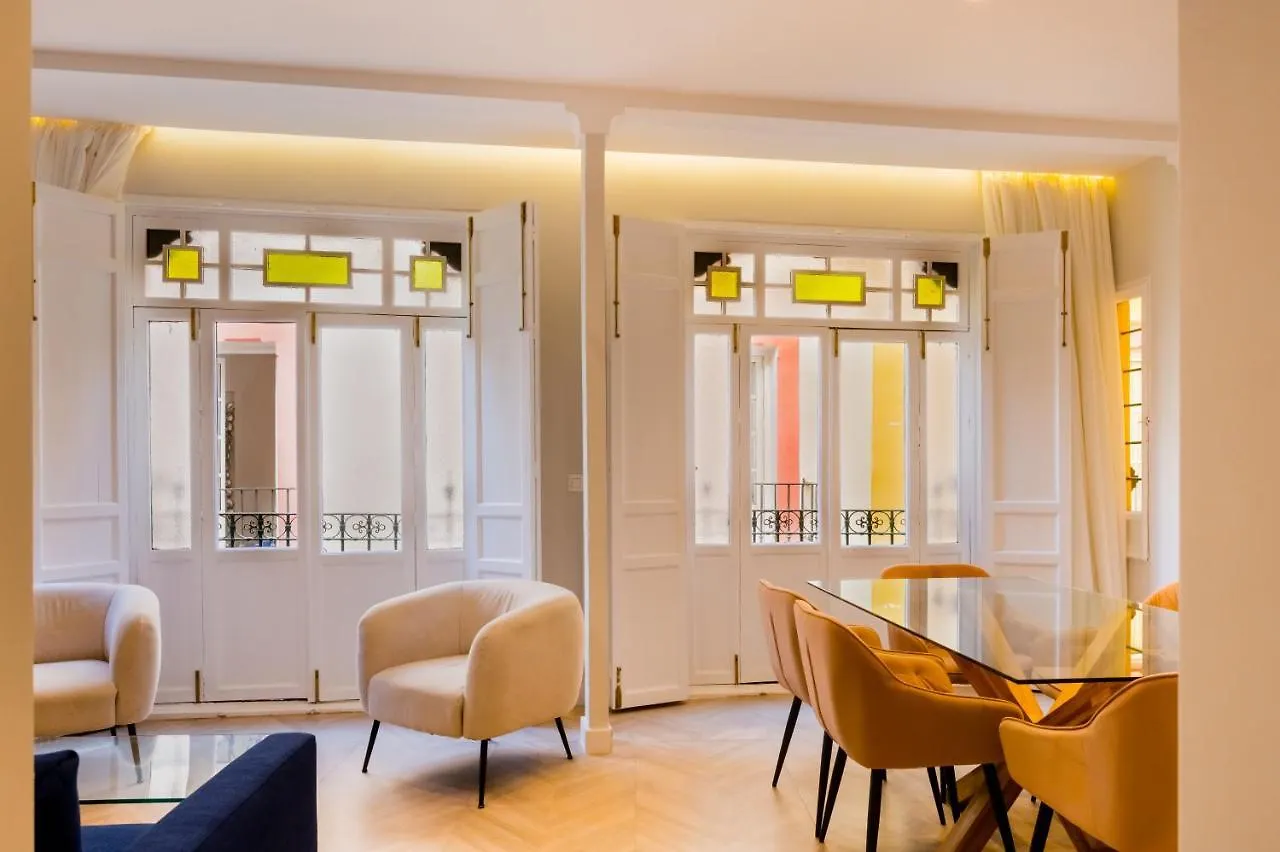 Elegant Apartment - 2 Bd 1 Bth - Center Sevilla Spain