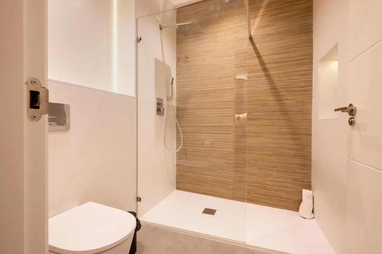 Elegant Apartment - 2 Bd 1 Bth - Center Sevilla Spain