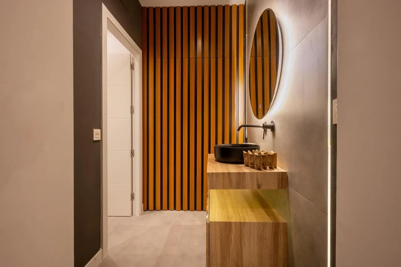 Elegant Apartment - 2 Bd 1 Bth - Center Sevilla  סביליה